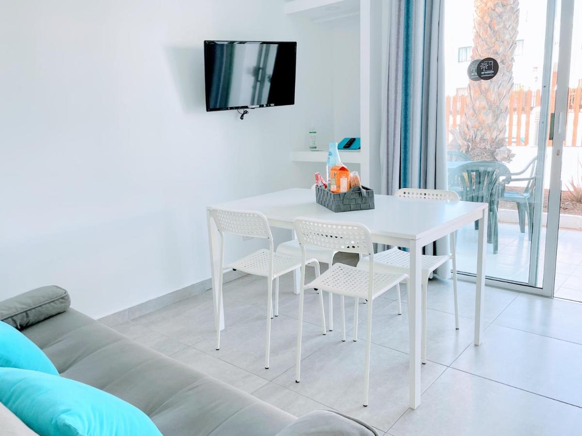 Blue Island Pool View & Wi-Fi By Irent Fuerteventura Apartment Corralejo Luaran gambar