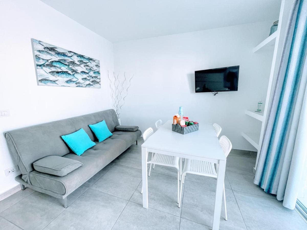Blue Island Pool View & Wi-Fi By Irent Fuerteventura Apartment Corralejo Luaran gambar