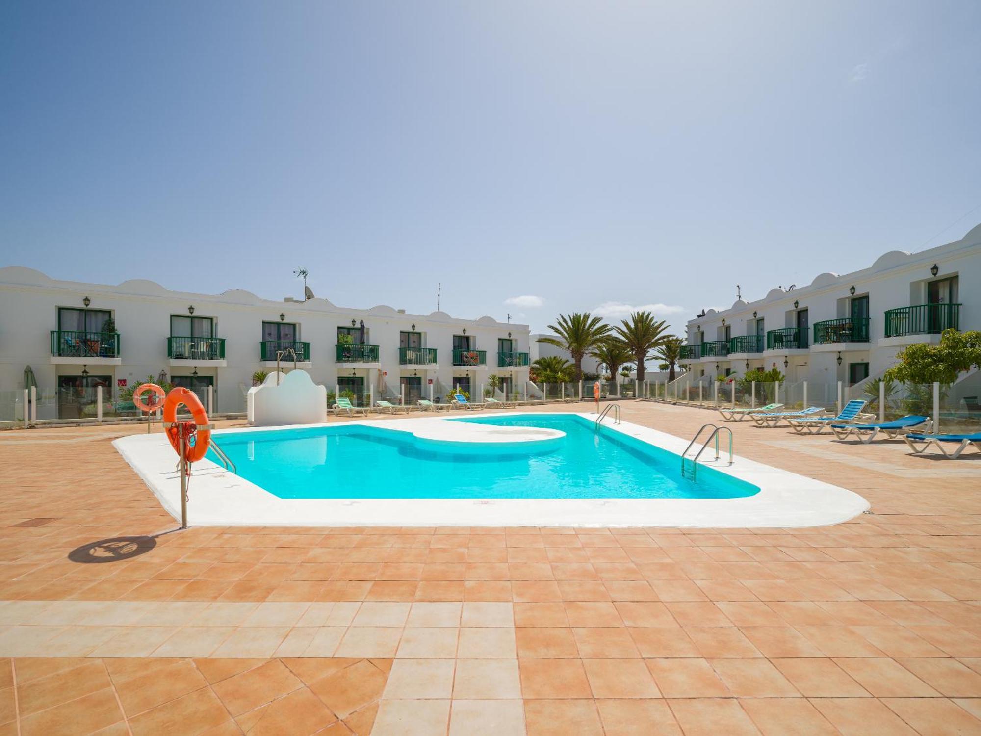 Blue Island Pool View & Wi-Fi By Irent Fuerteventura Apartment Corralejo Luaran gambar