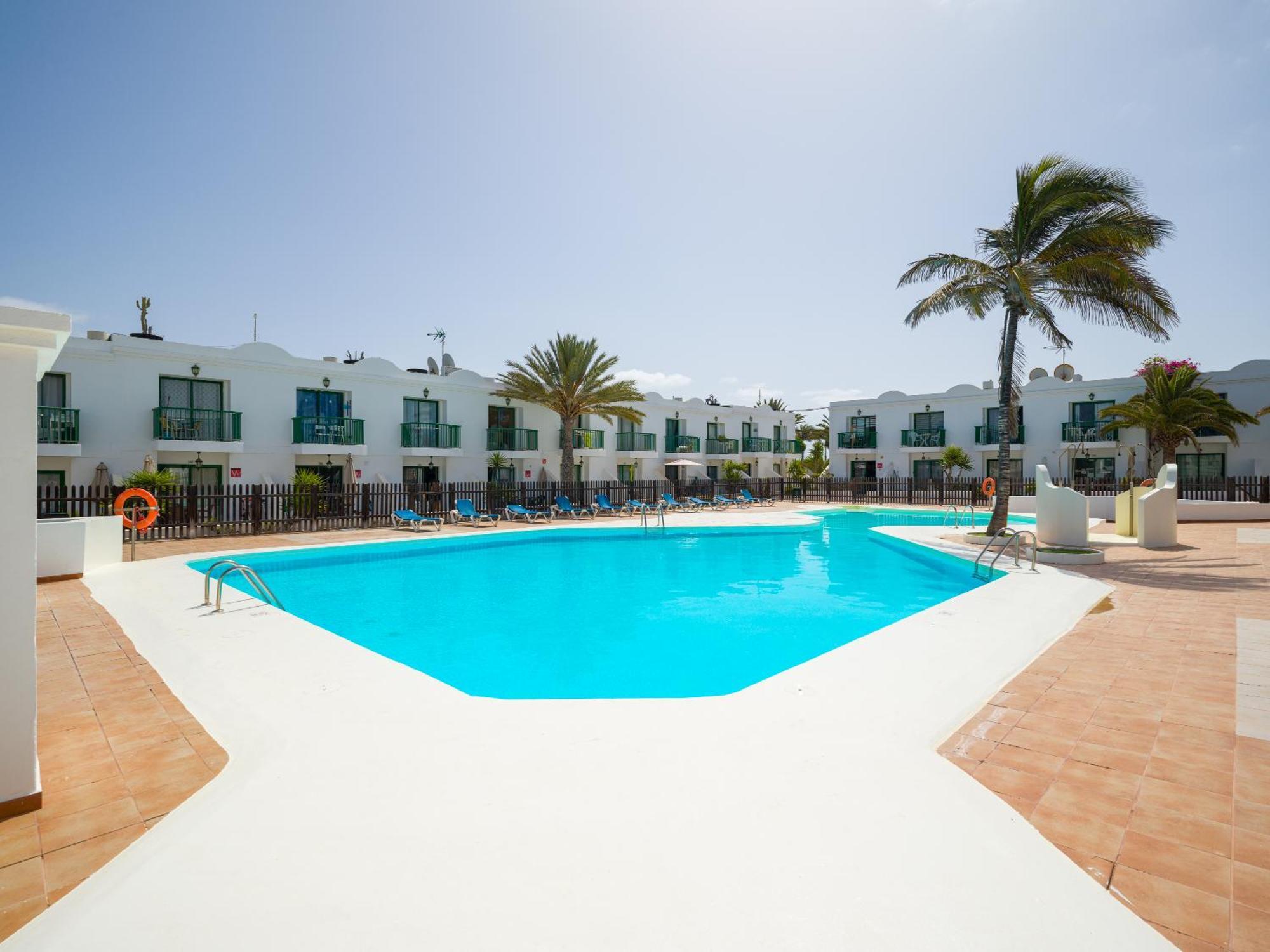 Blue Island Pool View & Wi-Fi By Irent Fuerteventura Apartment Corralejo Luaran gambar